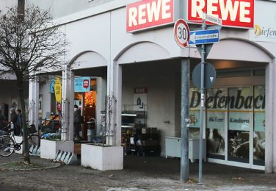 Backshop REWE Weissach aussen